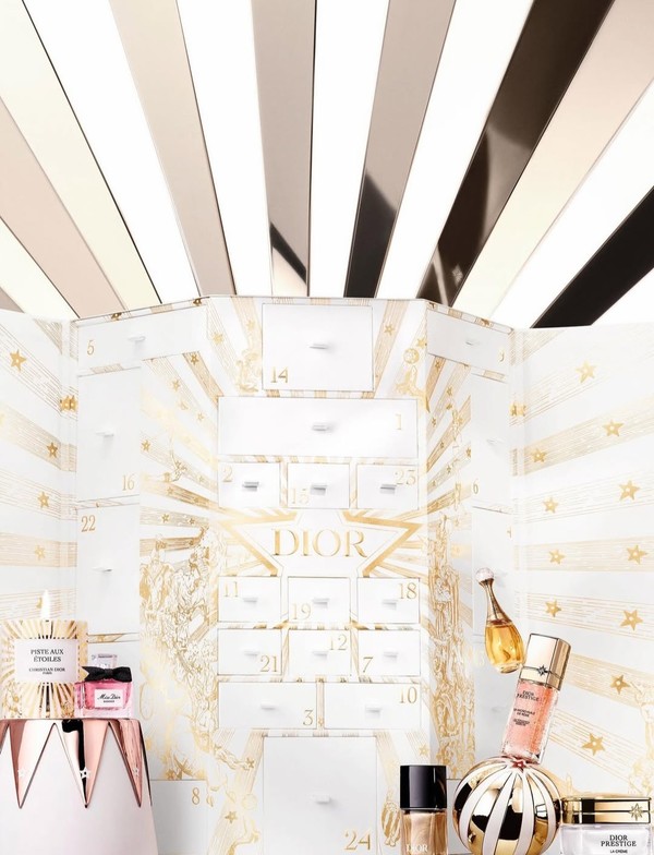 ▲ 프레스티지 라인처럼 고가 제품도 포함시켜 호평을 받는 디올의 어드밴트 캘린더 / 사진 = 디올뷰티 공식 인스타그램 캡쳐